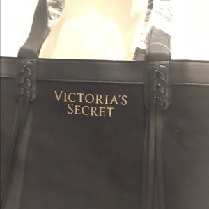 LIMITED TIME DEAL  NWT Victoria Secret Black Bag